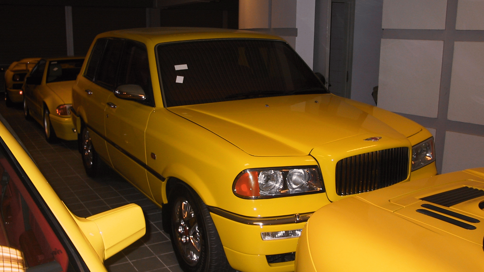 Sultan of Brunei's Bentley Dominator shown in yellow color