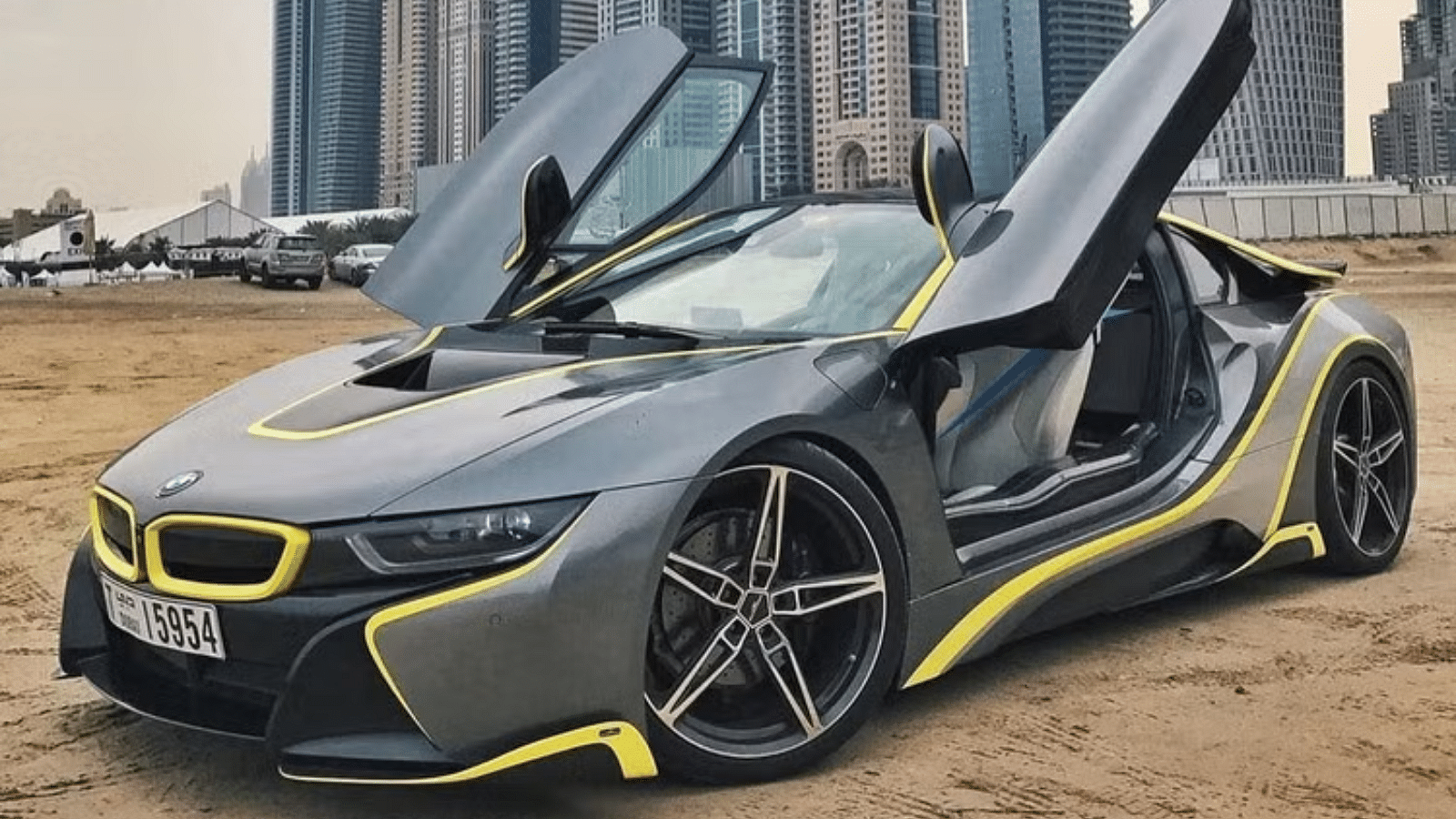 BMW i8