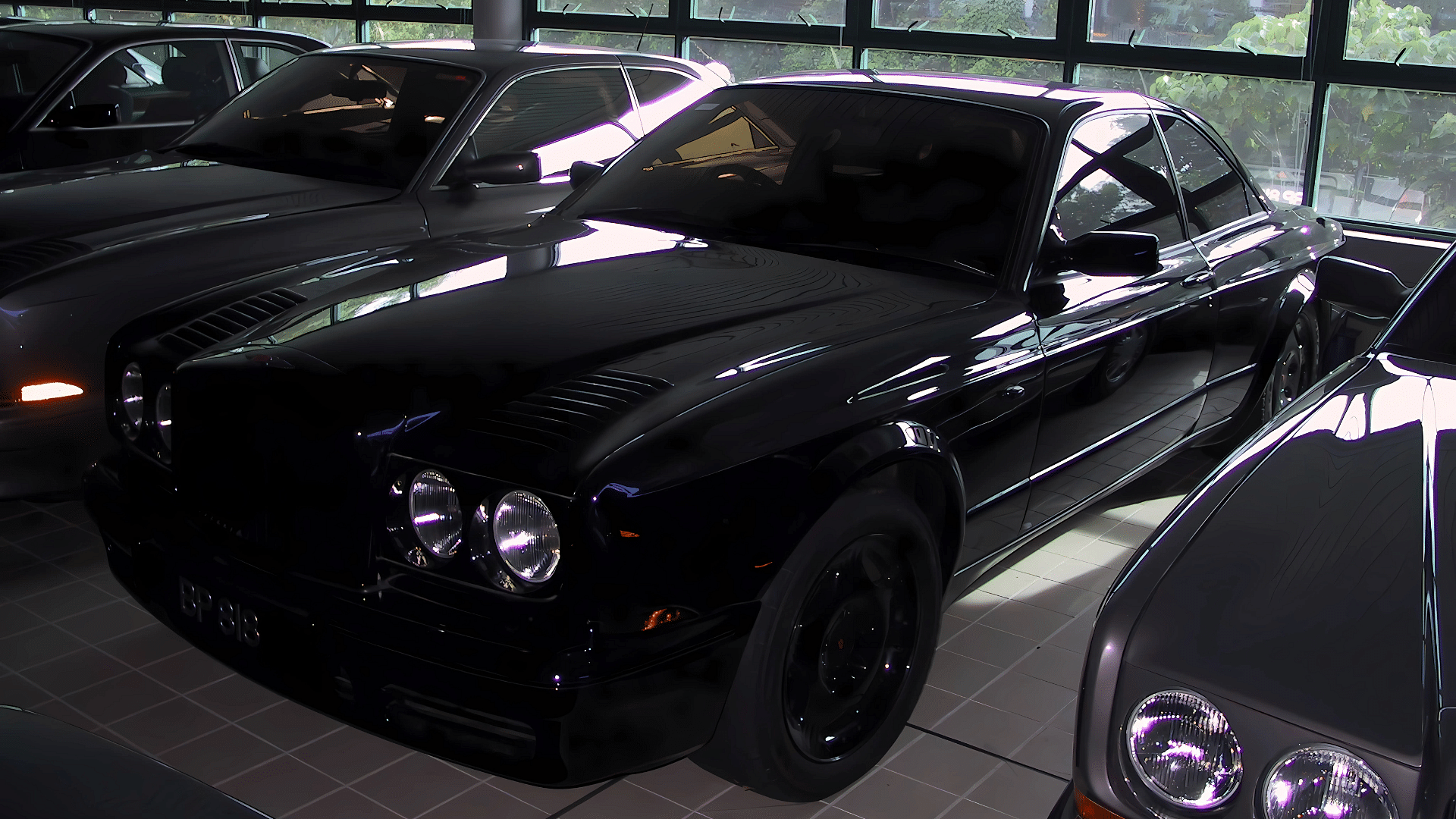 Sultan of Brunei's Bentley Camelot shown in black