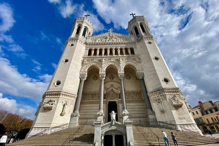 10 escapadas europeas desde España para un fin de semana en tren y autobús