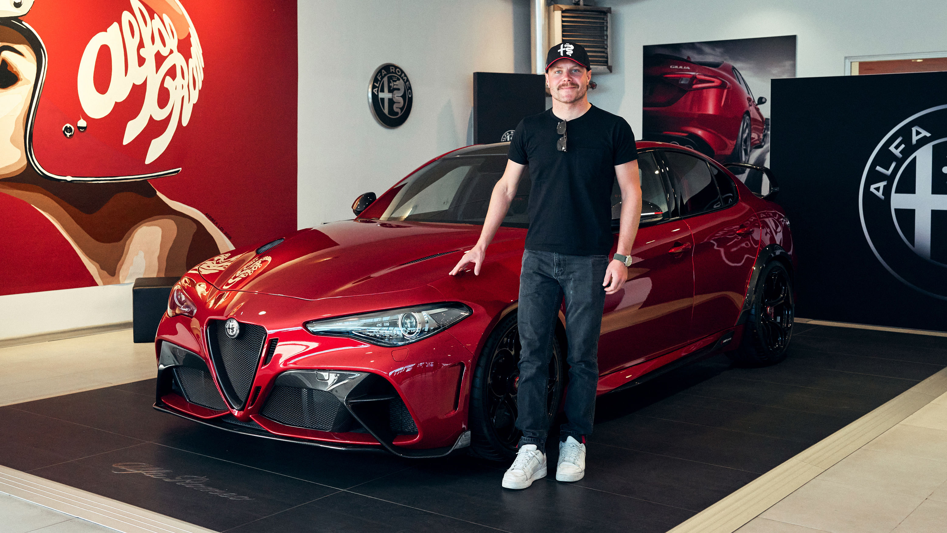 Valtteri Bottas buys a red Alfa Romeo Giulia GTAm for himself