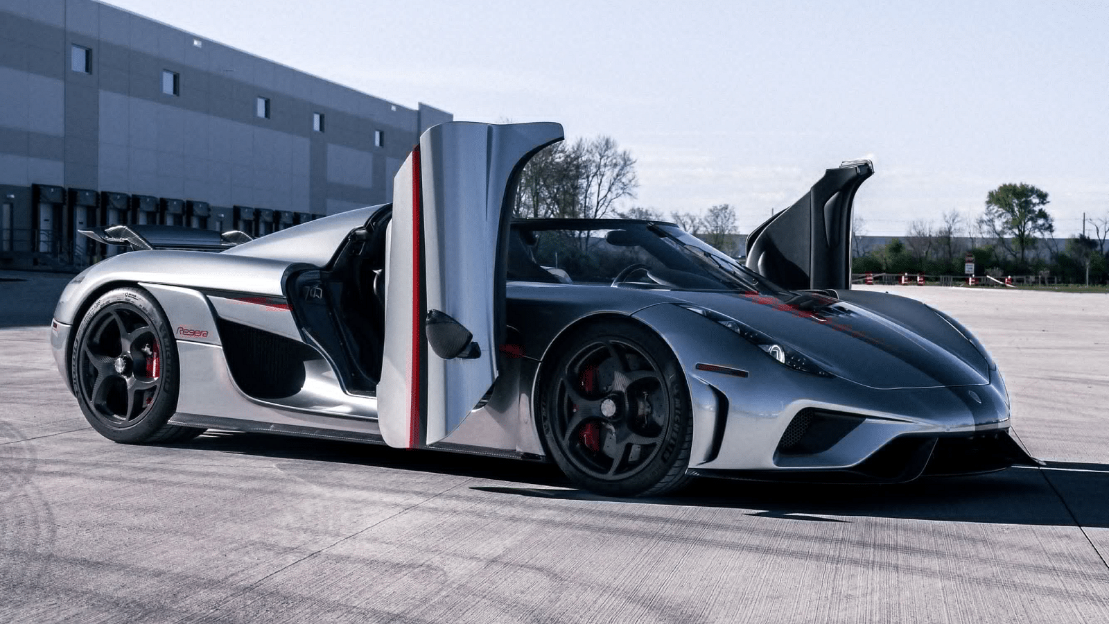 2019 Koenigsegg Regerav