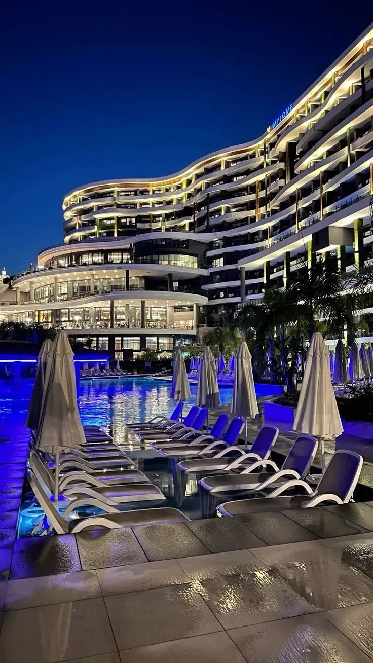 Best Luxury Hotels in the World: 10 Iconic Stays to Experience