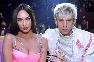 Trust Issues Lead To Megan Fox And Machine Gun Kelly's Split After Baby Announcement