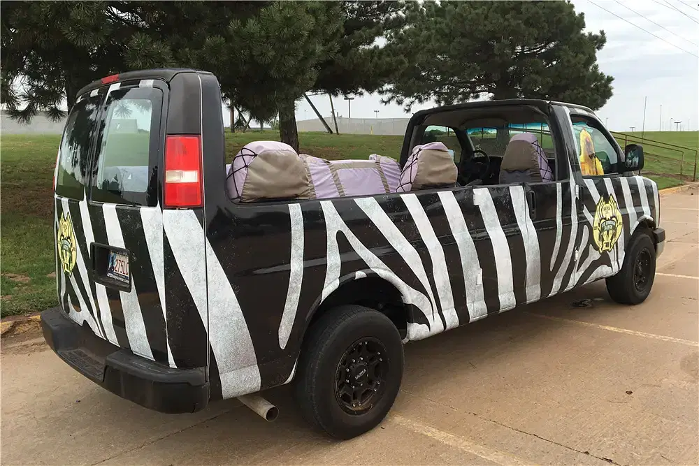 Blake Shelton's Chevrolet Custom Van