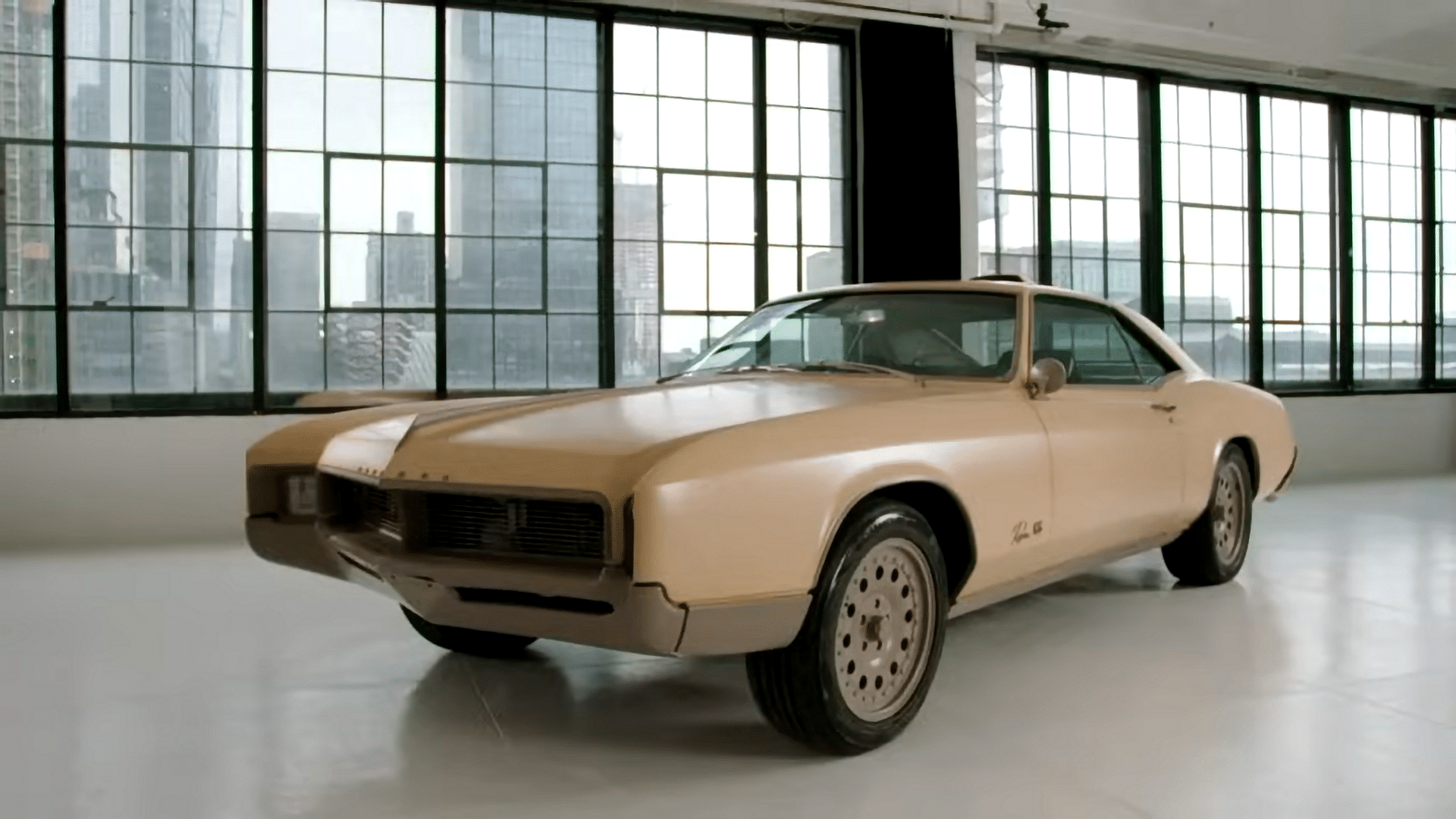 RDJ's Modified 1966 Buick Riviera - Downey's Dream Cars