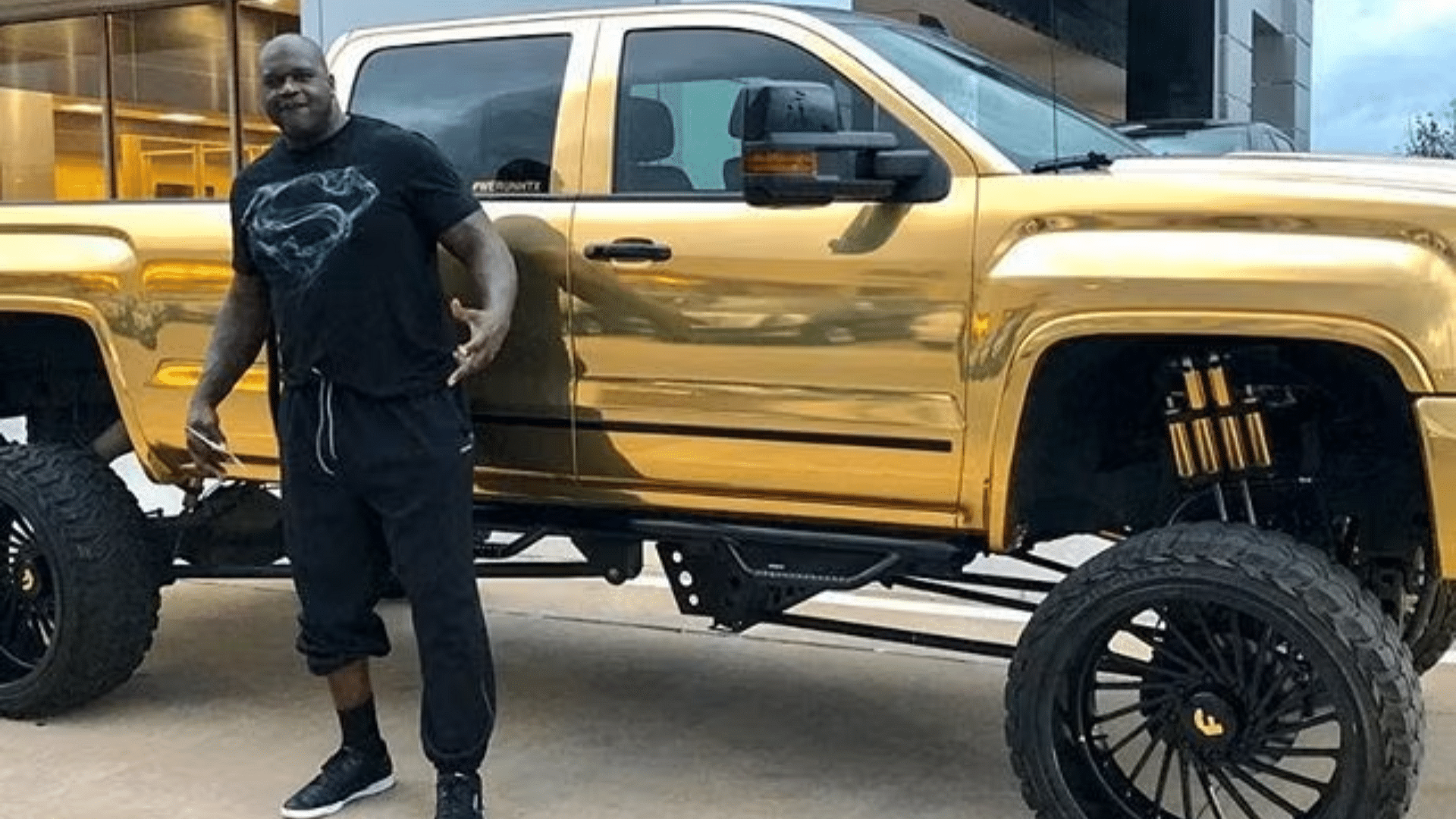 Shaq's Gold-Wrapped GMC Sierra Denali