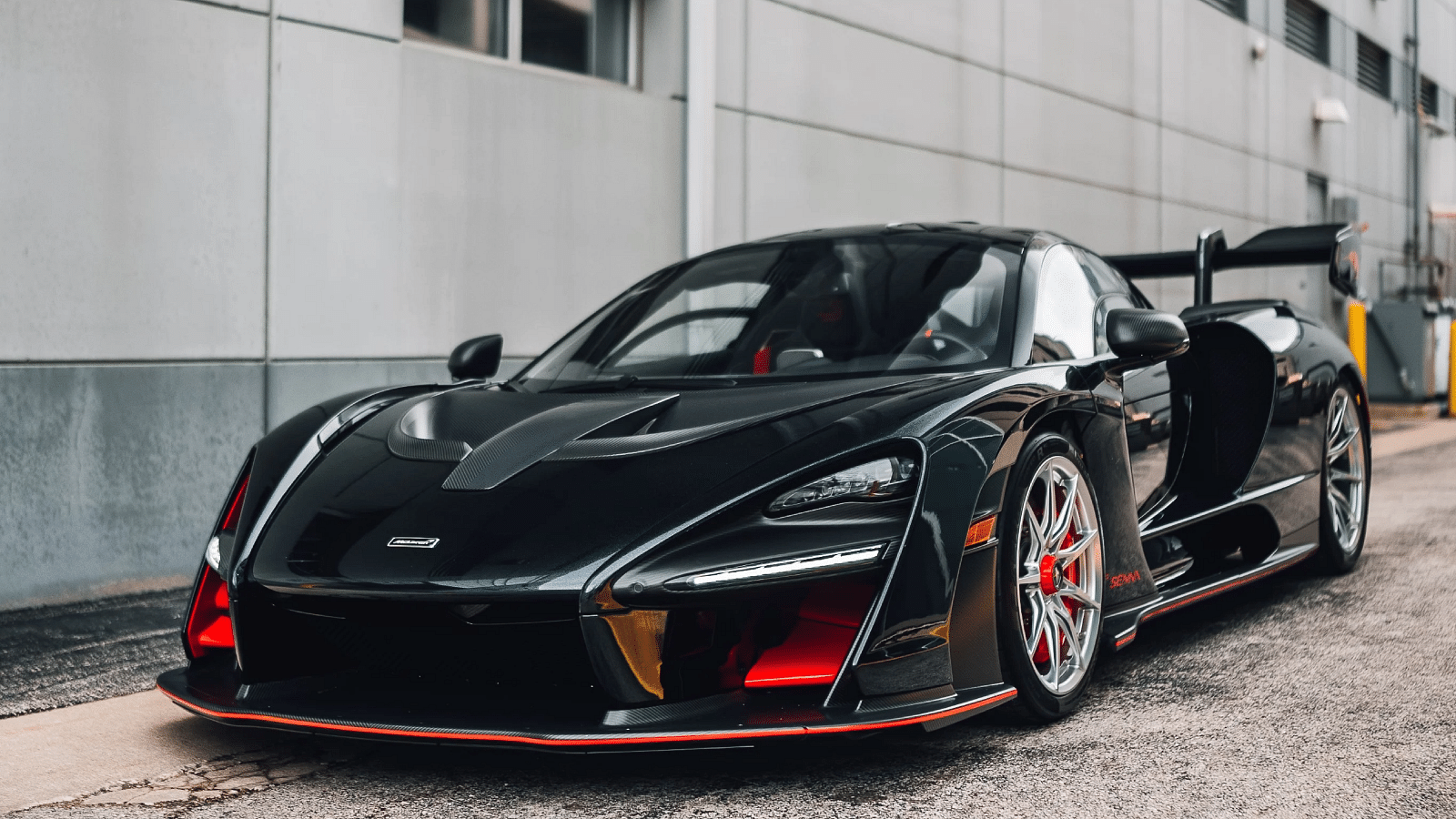 2019 McLaren Senna - The Hamilton Collection